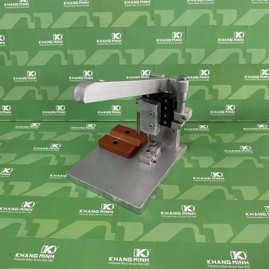 Gọt pin dùng để cắt pin cũ tháo khối nhanh chóng dễ dàng và tiện lợi