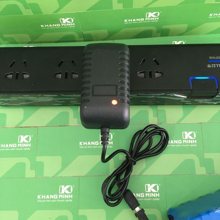 Sạc Adaptor và các loại sạc khác