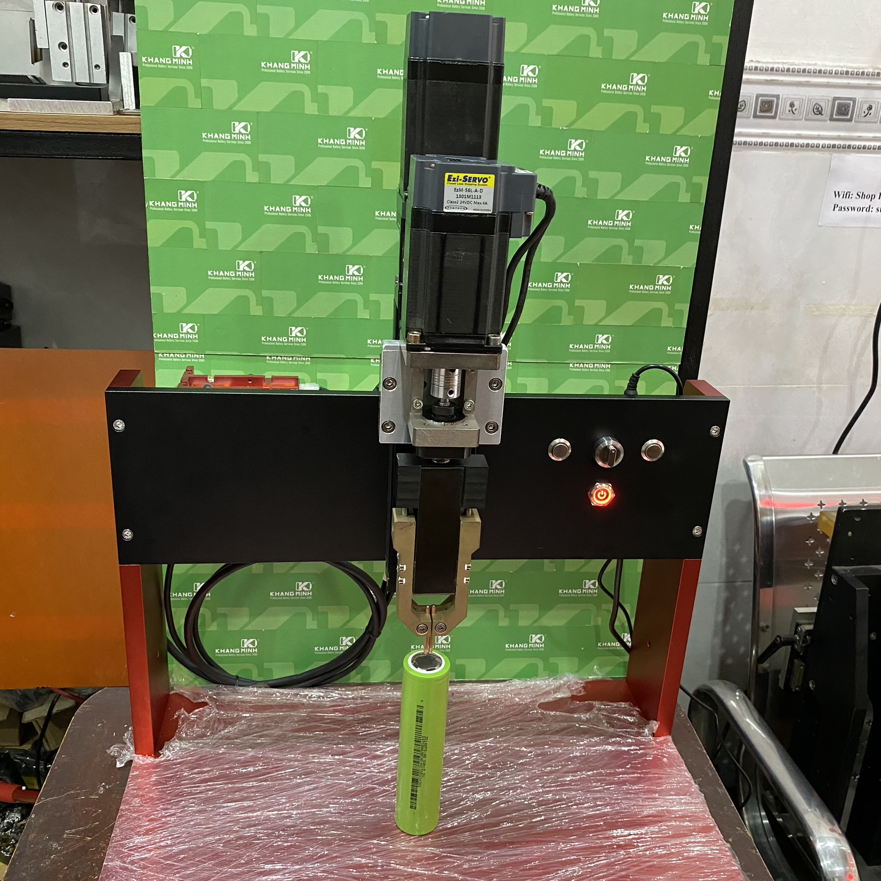 Trụ hàn tự động Xoay EZI Servo 56L cao cấp